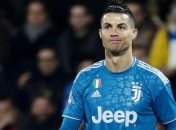 Роналду кинув виклик спортсменам у вправі на прес (Відео)