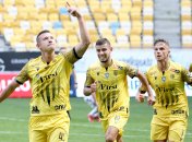 Андрей Борячук празднует гол в ворота "Зари"