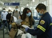 Украинцы застряли в аэропорту Афин: реакция МИД