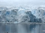 Новая угроза человечеству: ледник "Судного дня" начал быстрее таять 