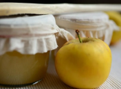 Яблучне пюре може бути смачним і без підсолоджувача