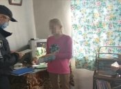 Горе-мать, которая на неделю бросила 4 детей и поехала развлекаться, нашли нетрезвой у друзей