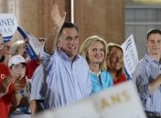 Рейтинг "привлекательности" Ромни вырос после съезда партии