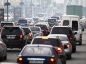 "Доброе" утро в Киеве ознаменовалось драками и дорожными происшествиями (видео)