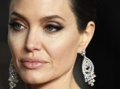 Наркотики, чужие мужчины и неудачные роли: роковые ошибки Анджелины Джоли