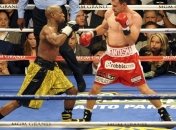 Болельщики выбрали соперника Мейвезеру