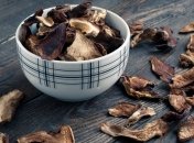 Грибочки лучше употребить в их срок годности