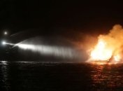 "Вечеринка - огонь". Видео, как в Киеве горела яхта с людьми на борту