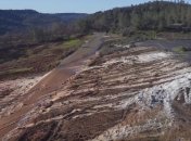 В США проходит масштабная эвакуация из-за угрозы прорыва плотины (Видео)