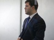 Суд обязал Насирова и дальше носить браслет