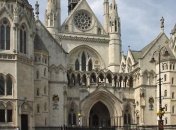 Высокий суд Лондона завтра продолжит слушание по "долгу Януковича"