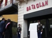 В Париже украли картину Бэнкси, посвященную жертвам теракта