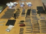 76-летний украинец перевозил из России комплектующие к оружию (Видео)