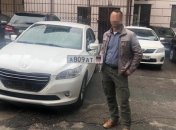 Бывший сотрудник МВД ездил по Киеву на авто с номерами "ДНР"