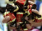 Некоторые жители ОРДЛО считают, что с продавцом сладостей должны поговорить местные "правоохранители"