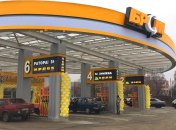 АЗС часто приходится оставлять без топлива - везти его опасно