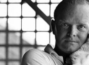 Прах автора "Завтрак у Тиффани" продали на аукционе за 45 тысяч долларов