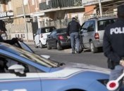 Неизвестный открыл стрельбу в Италии: есть пострадавшие