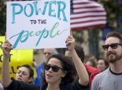 Жителей США уволили за невыход на работу в "День без мигранта"