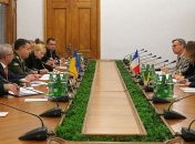 Полторак обсудил с послом Франции военно-технические проекты