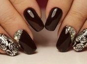 Маникюр 2019: оригинальный дизайн с осенним узором (Фото)