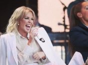 Кайли Миноуг заплакала на концерте: подробности