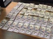 Судья в Харькове "погорела" на взятке в $4 тысячи