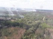 Тушение лесного пожара в зоне ЧАЭС продолжается: ветер дует на Киев