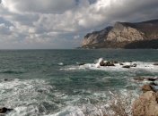 Водолазы нашли в бухте труп мужчины