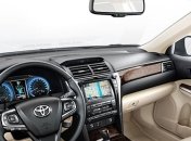 В Японии разрешили использовать камеру заднего вида вместо салонного зеркала