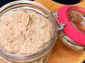 Цей грибний паштет урятує вас від голоду