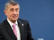 Премьер Чехии хочет запретить итальянцам путешествовать по Европе 