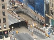 В центре Оттавы образовалась огромная воронка