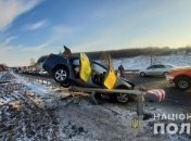 Семья была в машине, отлетевшей на отбойник