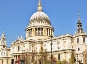 В Лондоне женщина разбилась насмерть, упав из-под купола собора Святого Павла