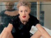 Актриса Оксана Акиньшина была выпущена из школы со справкой о неуспеваемости