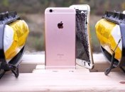 Фанат Apple показал, что происходит с iPhone 6s во время ДТП (Видео)