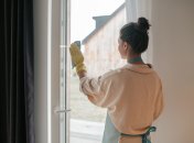 Как отмыть окна и зеркала до блеска