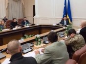 Премьер поручил обеспечить системной поддержкой пострадавших на Майдане