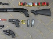 На границе с Молдовой поймали двух нарушителей с оружием