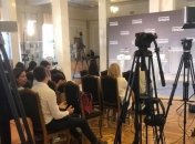 Журналисты каналов Медведчука теперь не смогут работать в Раде: принято решение