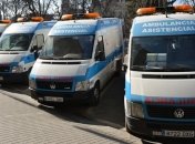 Украинским военным передали современные реанимобили