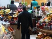 К новогоднему столу: продукты, которые больше всего подорожали за год