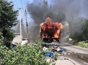 В Кривом Роге сгорел прицеп с почтовыми посылками 