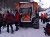 Потерявшегося в Карпатах киевлянина ищут, несмотря на метель и мороз (фото, видео)