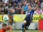 Гол Коноплянки не помог удержать победу "Шальке"