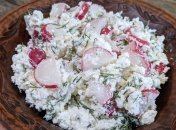 Замечательный салат – свежий и вкусный