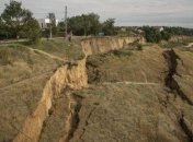 Масштабный оползень под Одессой сняли с воздуха (Видео)