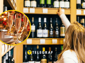 Новогодний стол и женщина в алкогольном отделе