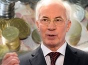 Азаров в Донецке без очереди купил доллары по курсу 8,11 грн